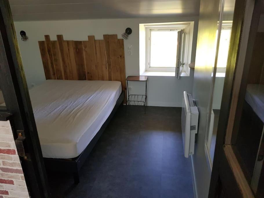 Petite Maison Type Loft En Plein Bourg D'Ambazac Buitenkant foto